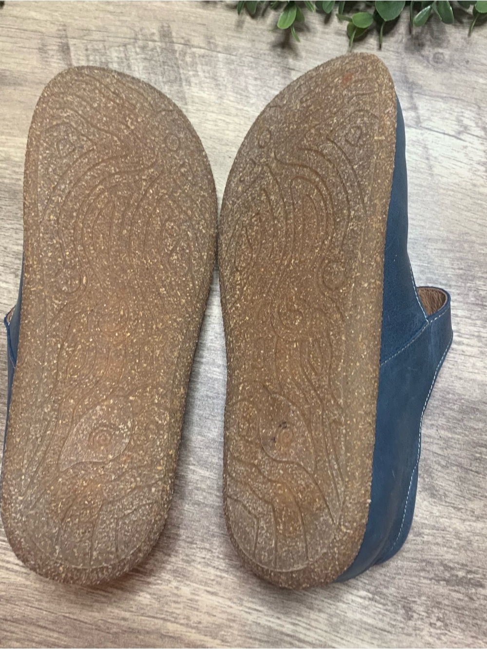 Taos Petrol Blue Mary Jane Shoes Cork Sole Ladies Sz 8-8.5 Flats - Picture 6 of 8